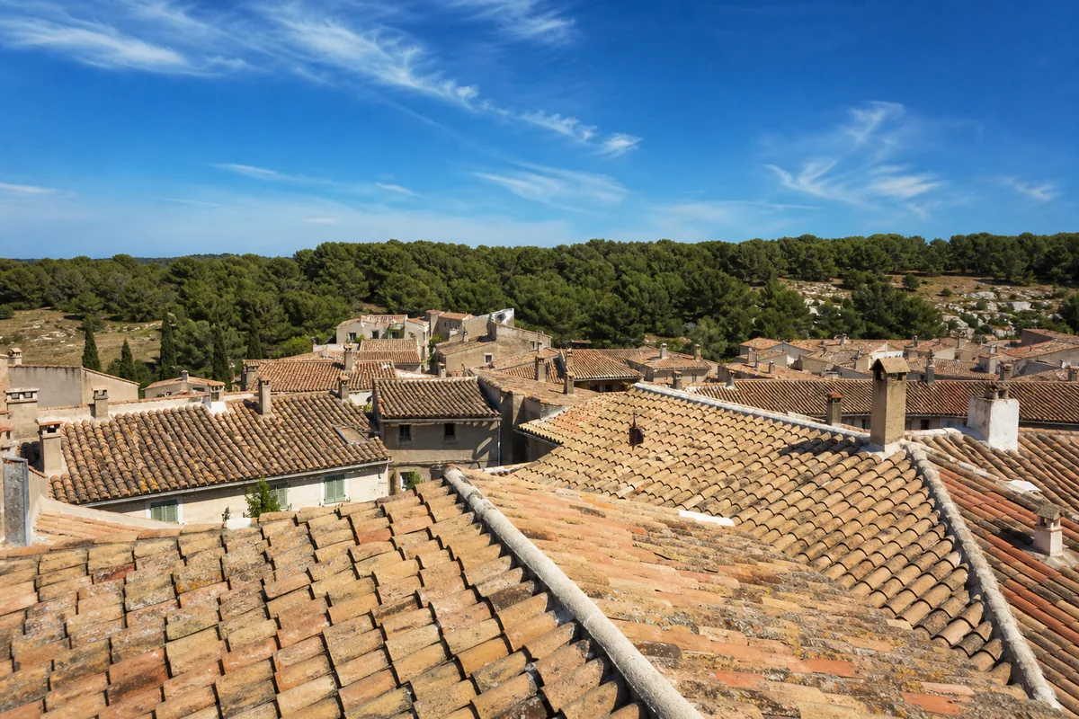 Couvreur à Six-Fours-les-Plages : toiture et coups de vent
