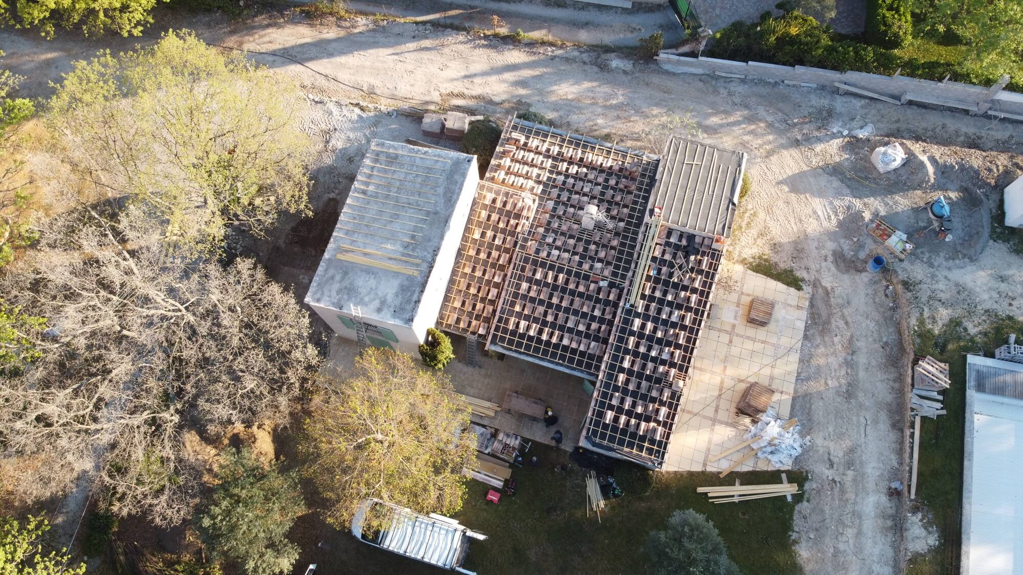 Chantier de rénovation toiture à Eguilles